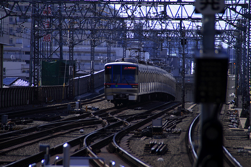 Arrival waiting  MEGURO LINE